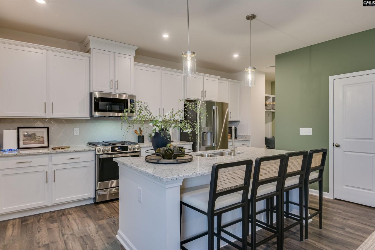 573 Swamp Grass Drive  Photo 14