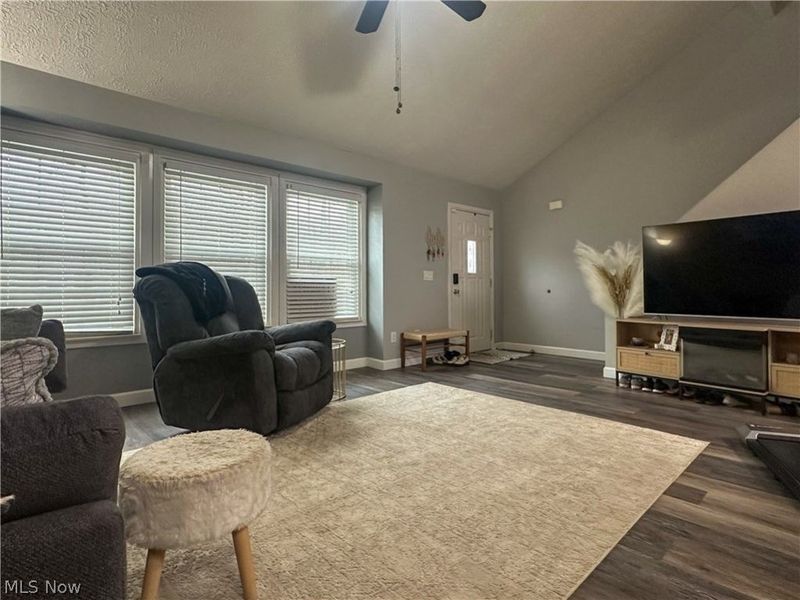 3275 Woodland Trail, Unit D, Cortland, OH 44410 Photo 2