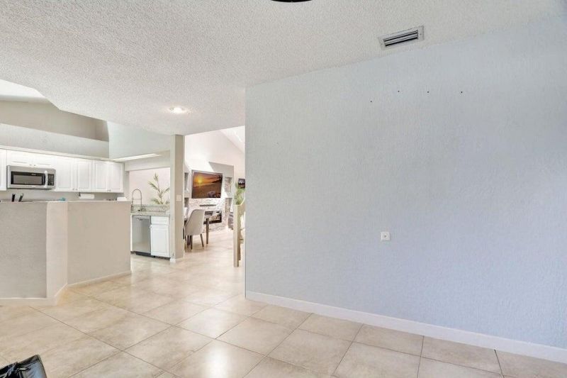 8353 Waterford Avenue, Tamarac, FL 33321 Photo