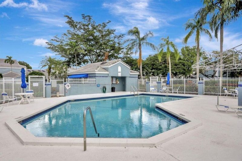 8353 Waterford Avenue, Tamarac, FL 33321 Photo