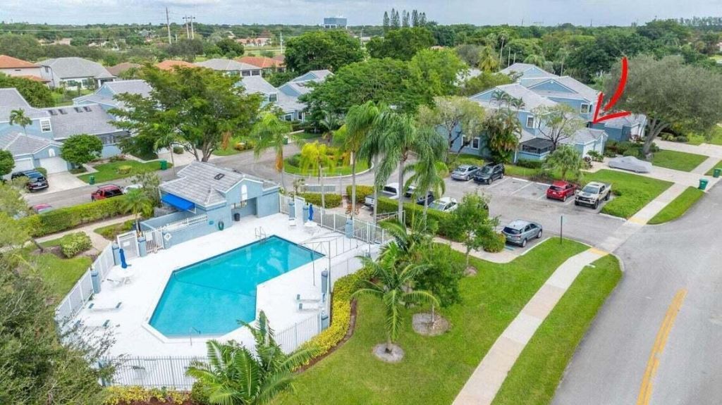 8353 Waterford Avenue, Tamarac, FL 33321 Photo