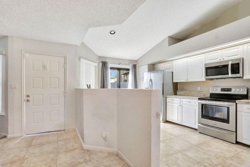 8353 Waterford Avenue, Tamarac, FL 33321 Photo