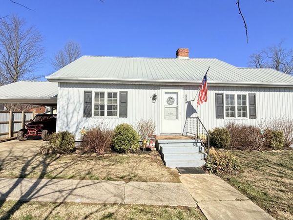 233 W Mcclernand Avenue, Shawneetown, IL 62984