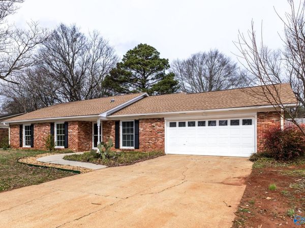 1908 Rhodes Street, Decatur, AL 35601