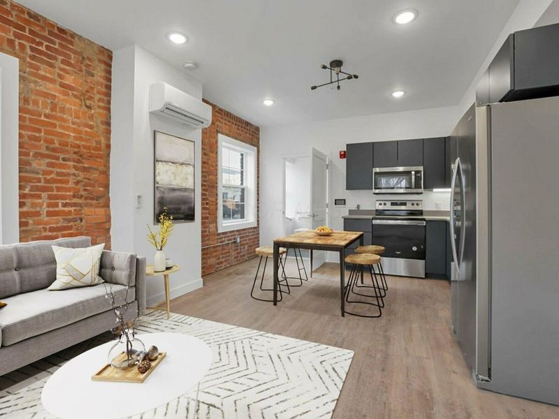 595 E Broad Street, Columbus, OH 43215 Photo 8