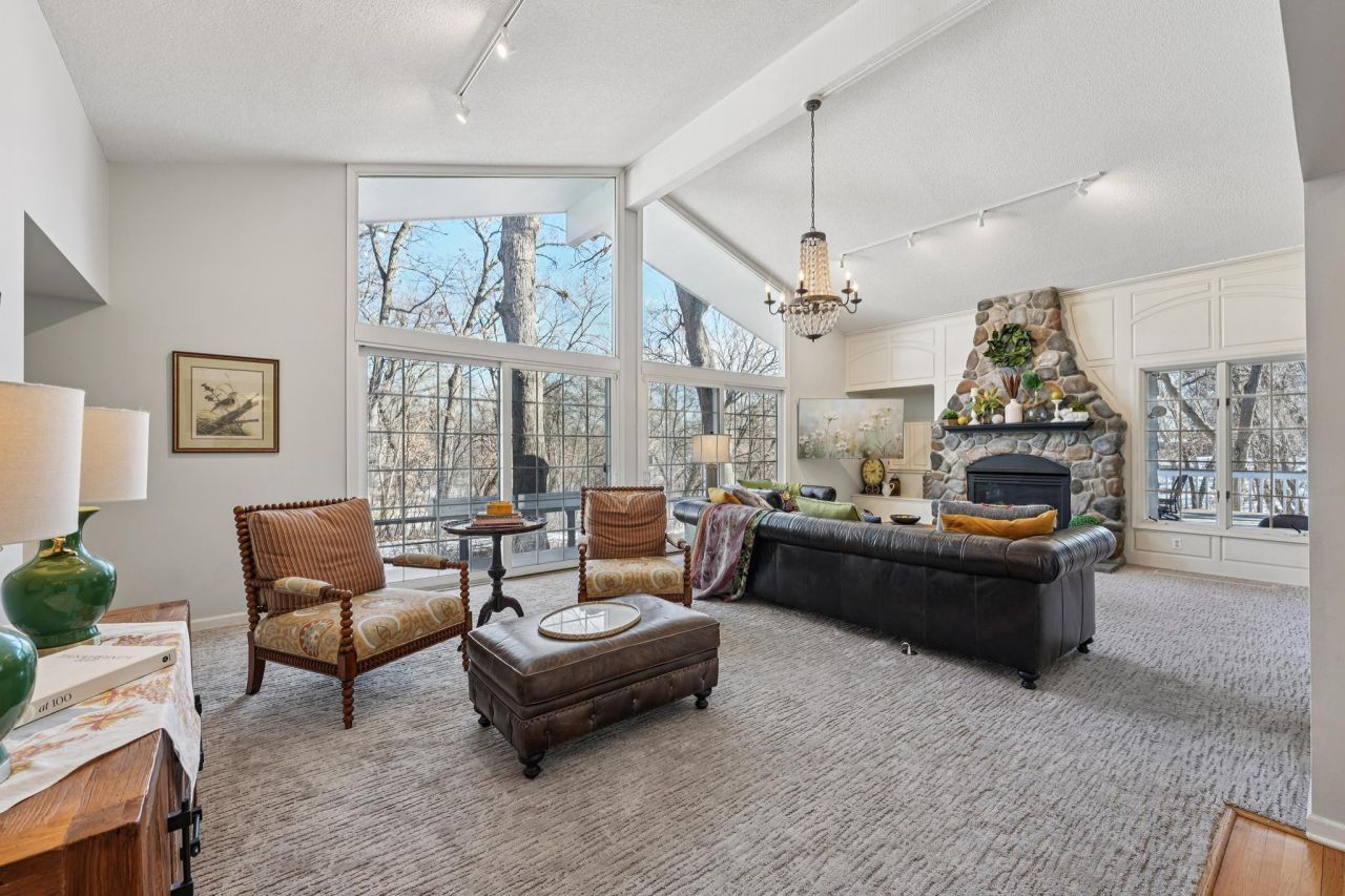 28 Eagle Ridge Road, North Oaks, MN 55127 Main Photo