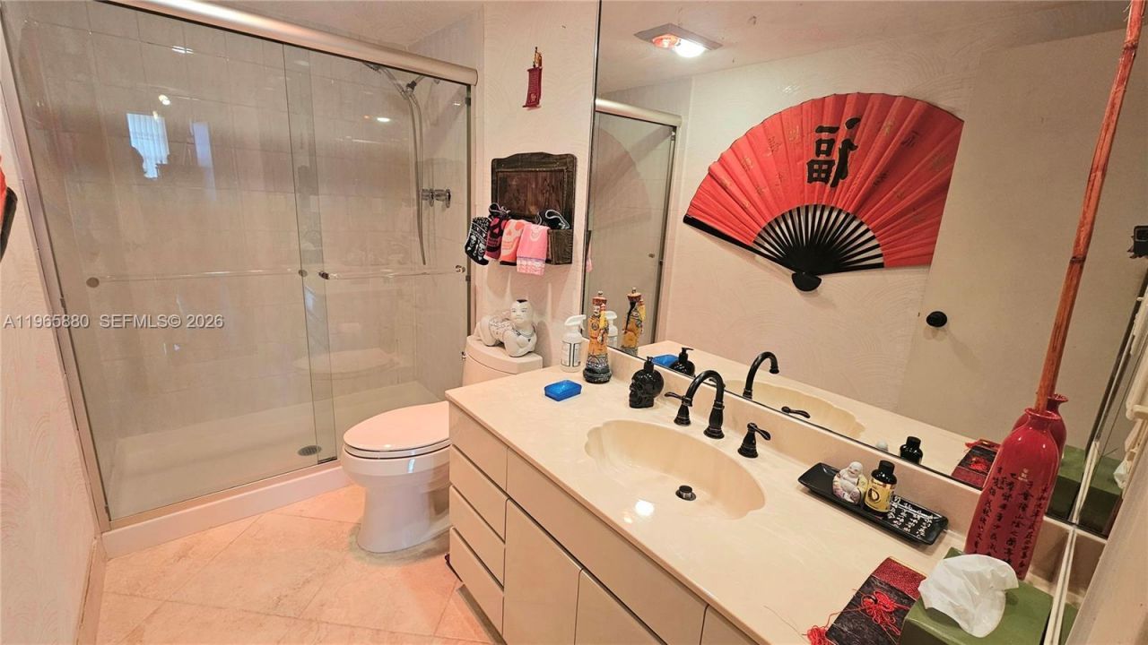 1985 S Ocean Dr, Unit 10J, Hallandale Beach, FL 33009 Photo