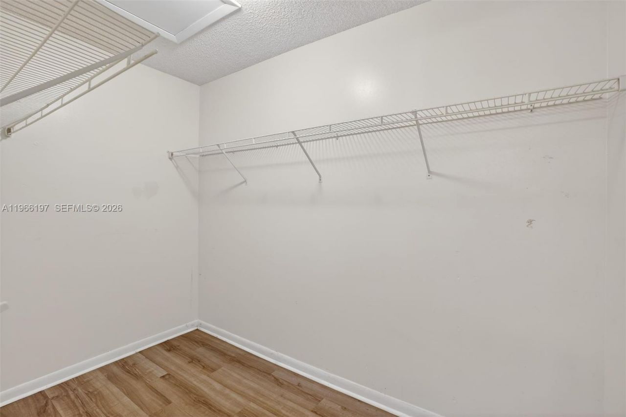 9730 Hammocks Blvd, Unit 201-28, Miami, FL 33196 Photo