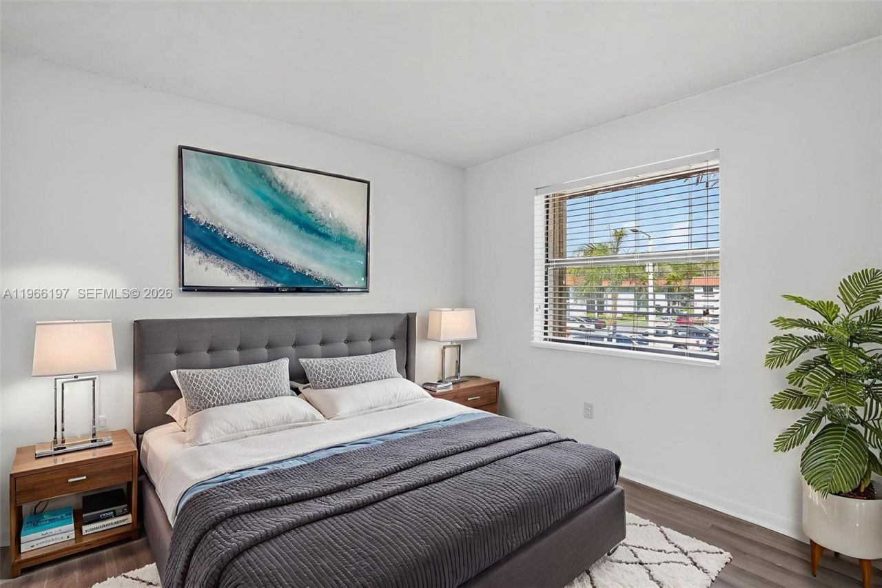 9730 Hammocks Blvd, Unit 201-28, Miami, FL 33196 Photo