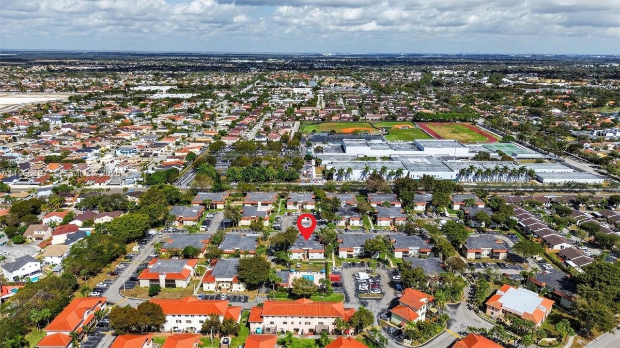 9730 Hammocks Blvd, Unit 201-28, Miami, FL 33196 Photo