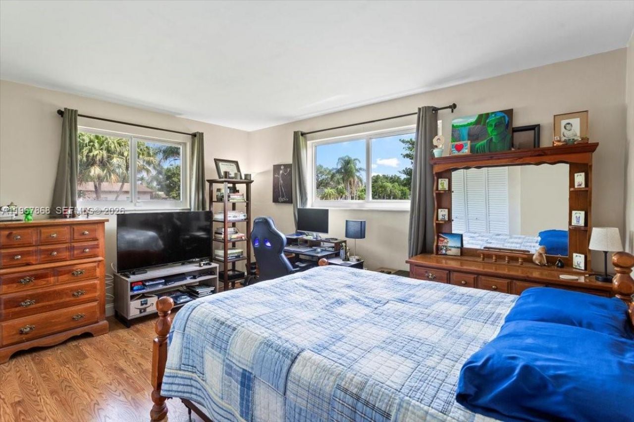 9750 SW 143rd Dr , Miami, FL 33176 Photo