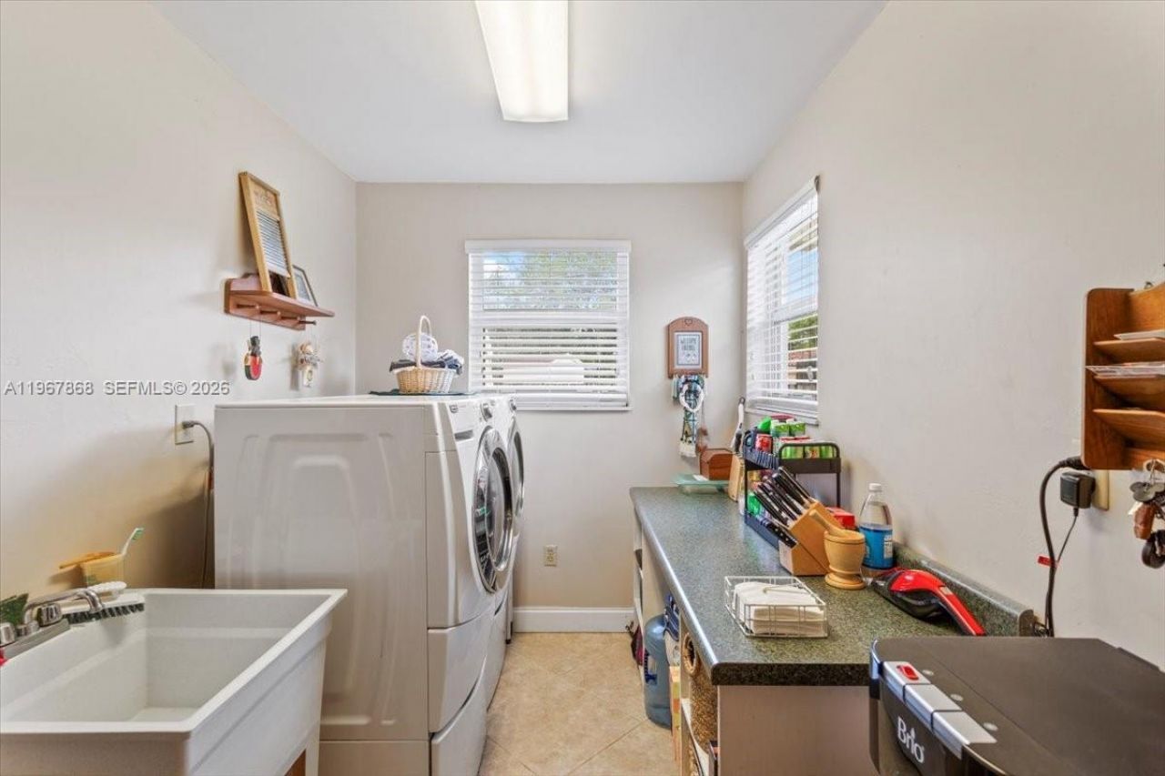 9750 SW 143rd Dr , Miami, FL 33176 Photo