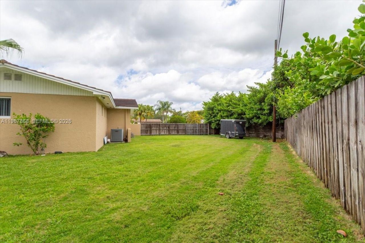 9750 SW 143rd Dr , Miami, FL 33176 Photo