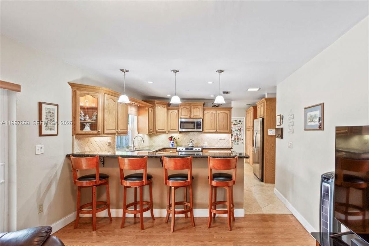 9750 SW 143rd Dr , Miami, FL 33176 Photo