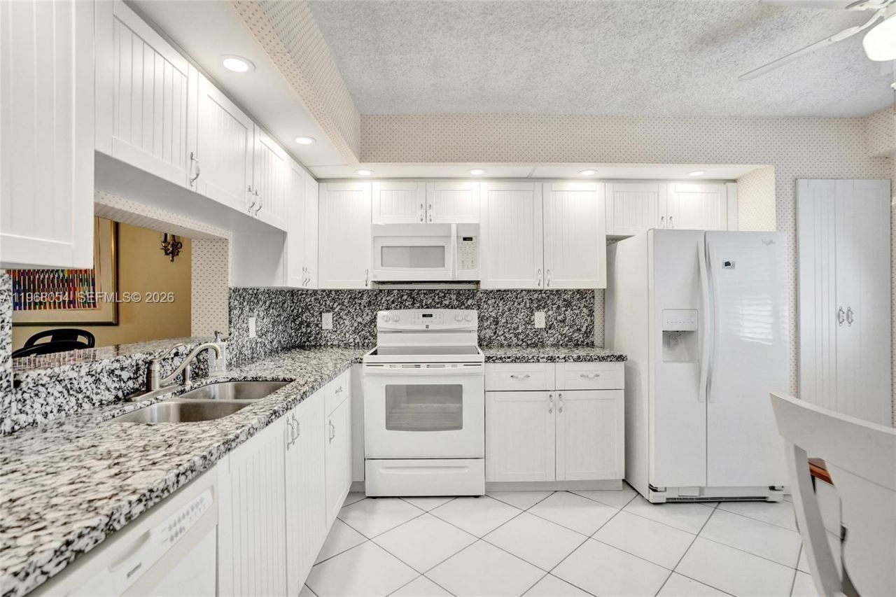 1151 SW 128th Ter , Unit 410D, Pembroke Pines, FL 33027 Photo