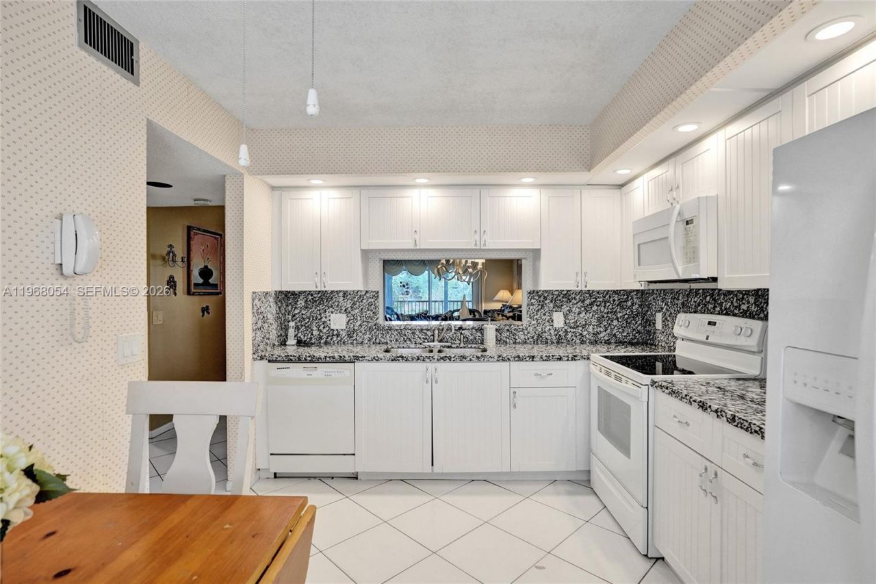 1151 SW 128th Ter , Unit 410D, Pembroke Pines, FL 33027 Photo