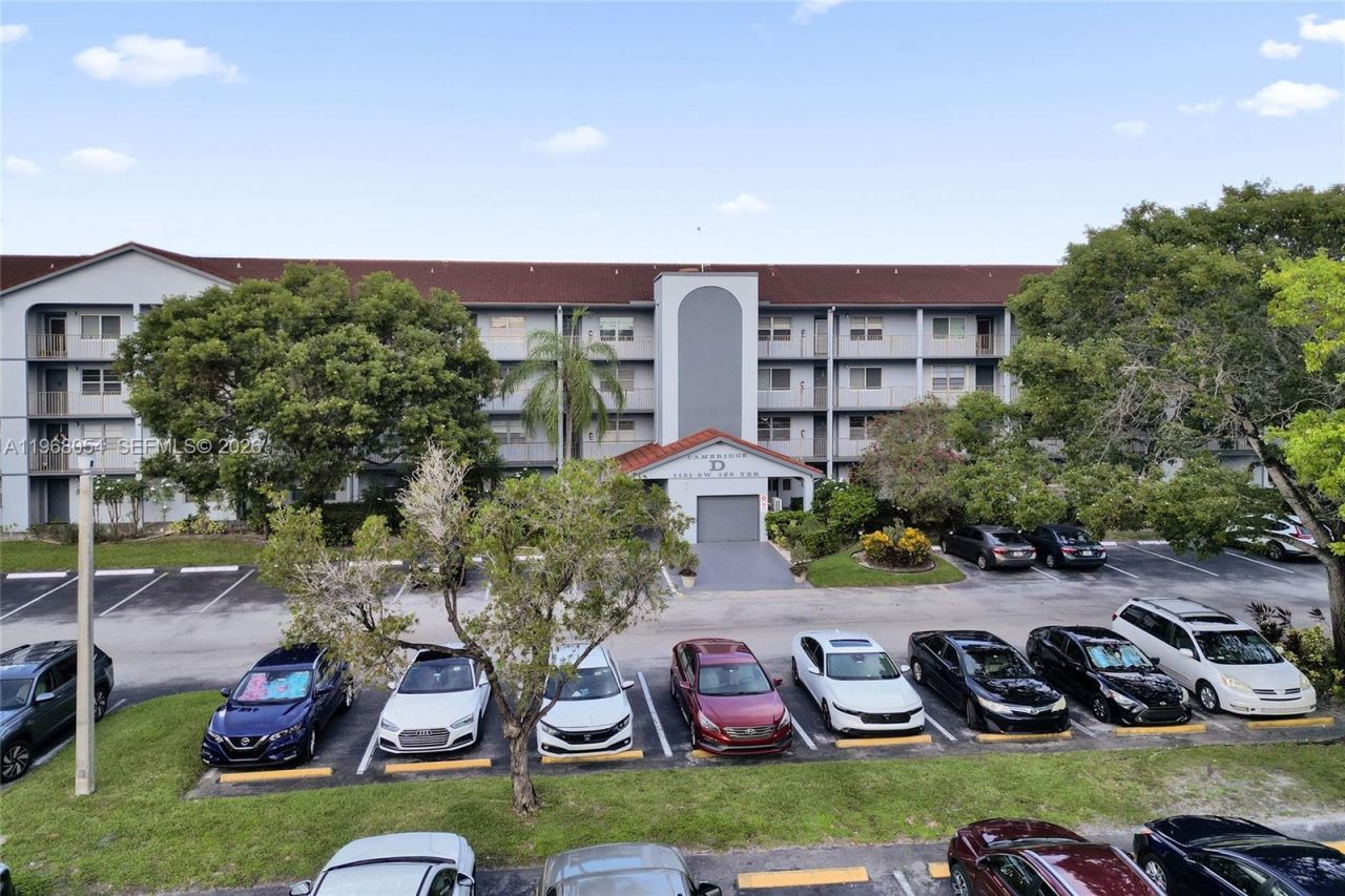 1151 SW 128th Ter , Unit 410D, Pembroke Pines, FL 33027 Photo