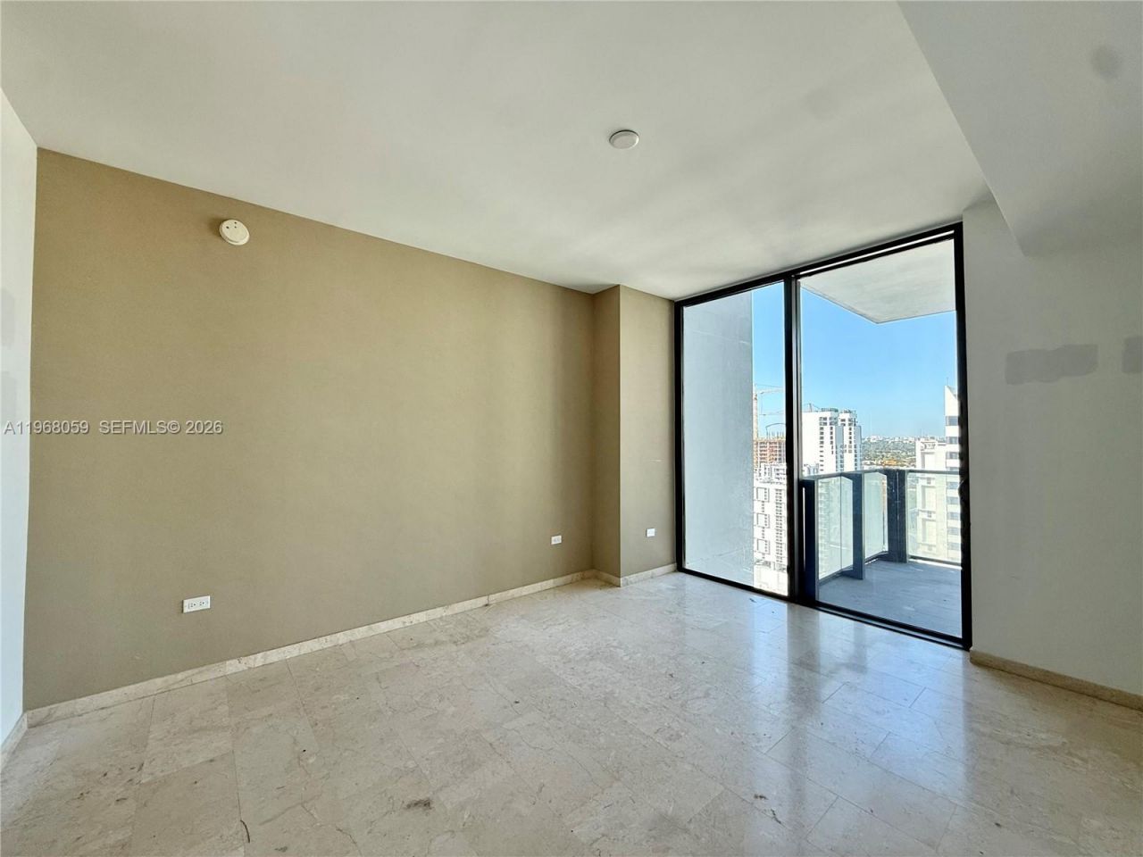 88 SW 7th St, Unit 1808, Miami, FL 33130 Photo