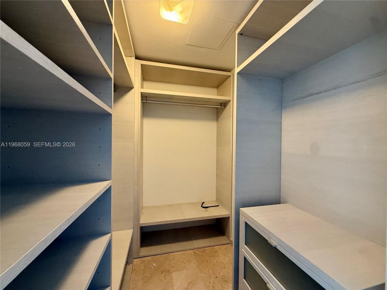 88 SW 7th St, Unit 1808, Miami, FL 33130 Photo