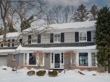 40 Pickwick Drive, Rochester, NY 14618