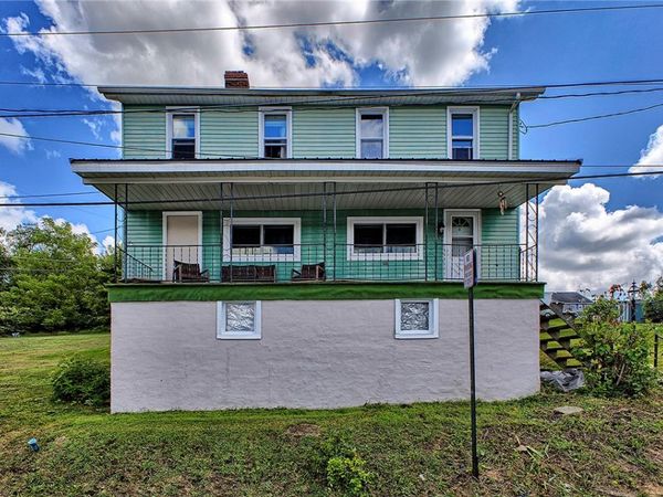 8005 Hayward St, Wendel, PA 15691
