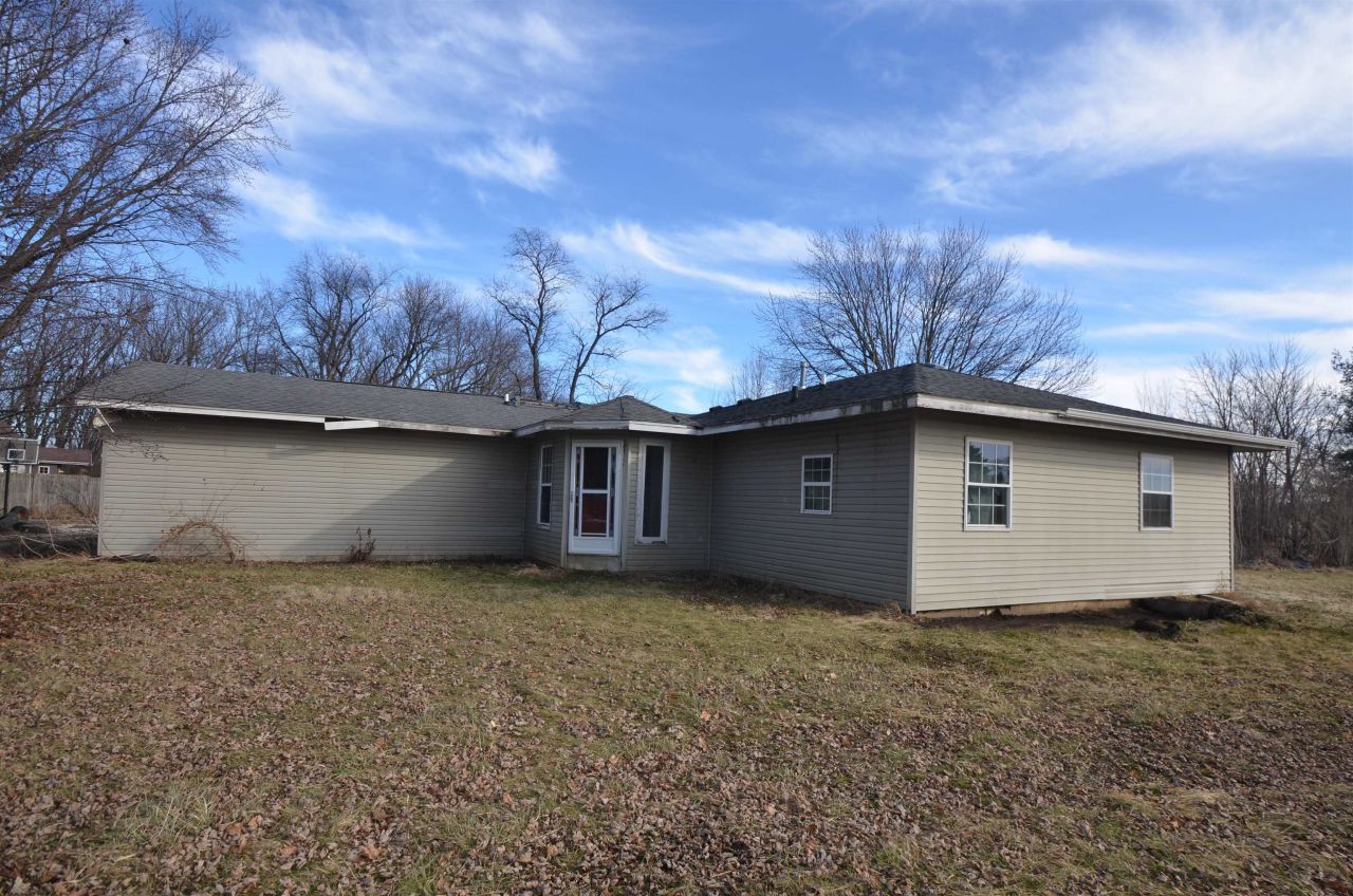 7722 Shirley Road, Cherry Valley, IL 61016 Main Photo
