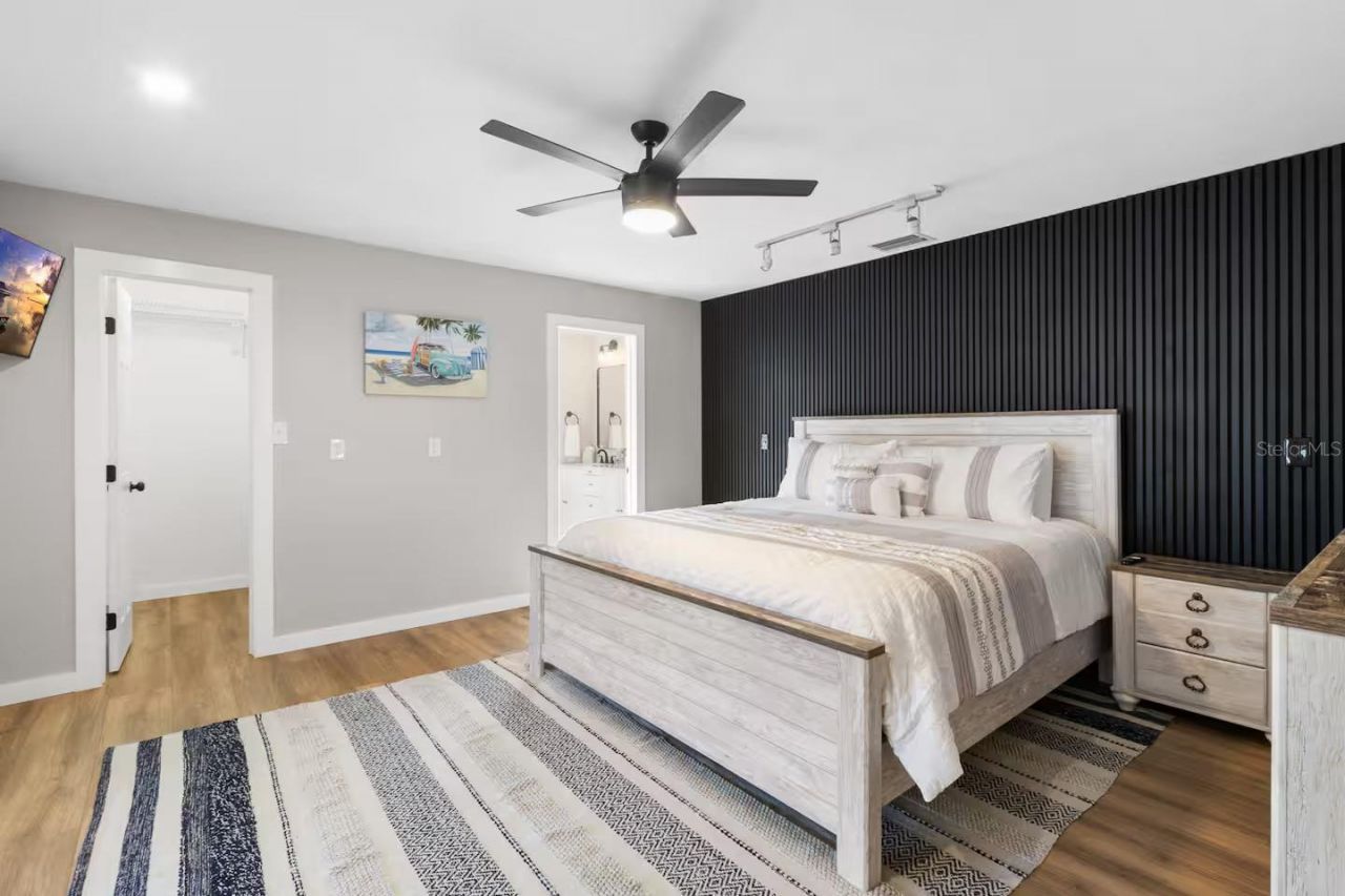 824 Seabreeze Drive, Ruskin, FL 33570 Photo