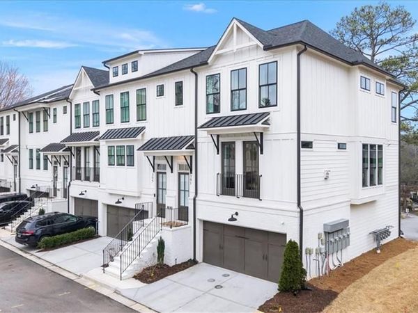 301 Penny Court, Atlanta, GA 30328