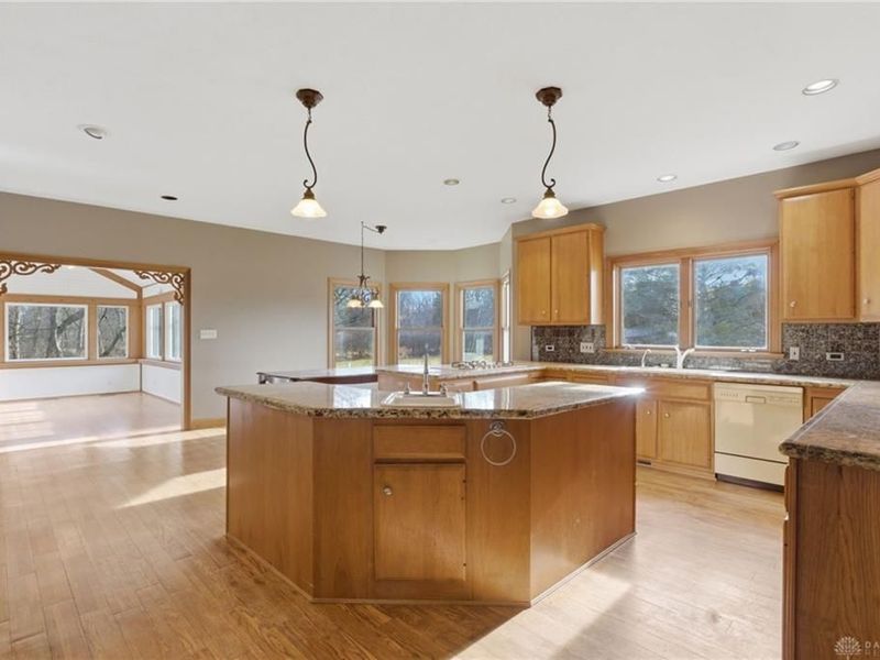 2644 Center Creek Circle, Spring Valley Township, OH 45370 Photo 18