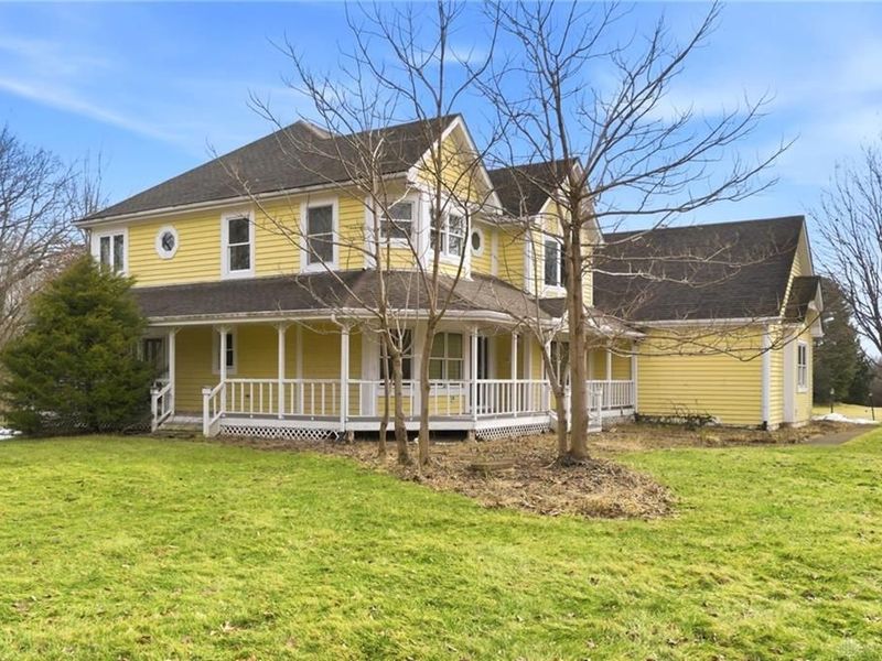 2644 Center Creek Circle, Spring Valley Township, OH 45370 Photo 3