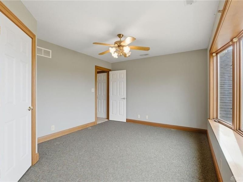 2644 Center Creek Circle, Spring Valley Township, OH 45370 Photo 36