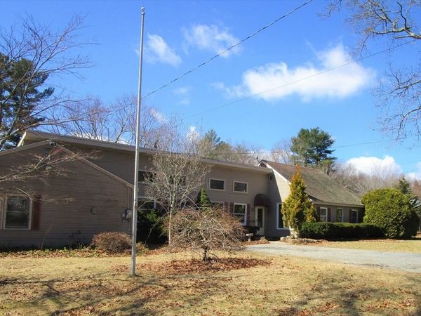 659 Highland St, Northbridge, MA 01534