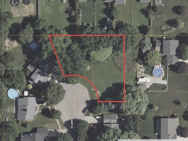 501 Middlebury Lane, Mason, MI 48854