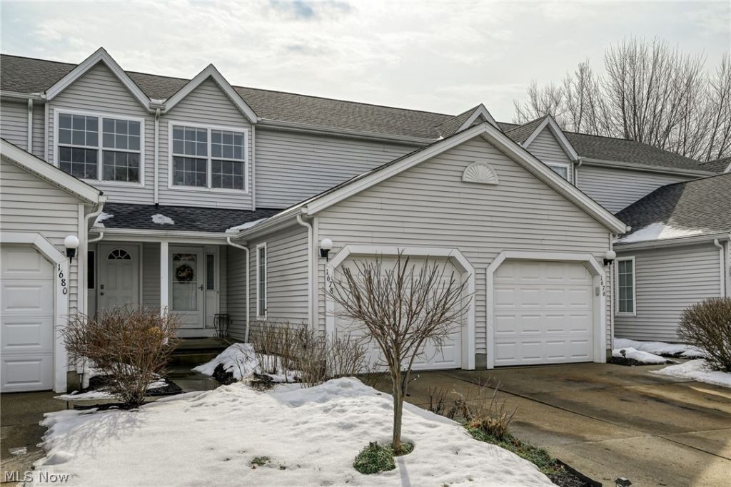 1678 Sugar Maple Court, Streetsboro, OH 44241 Main Photo