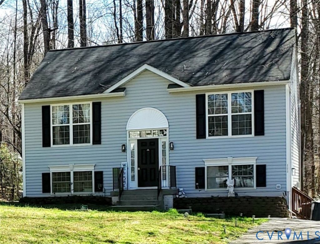 111 Ackerman Lane, Ruther Glen, VA 22546 Main Photo