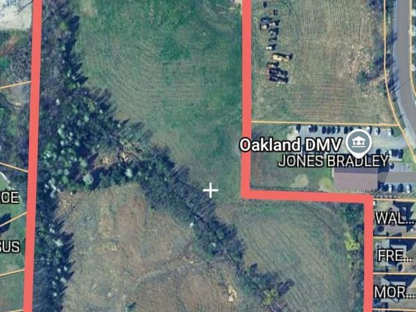 8055 HWY 64 HWY, Oakland, TN 38060