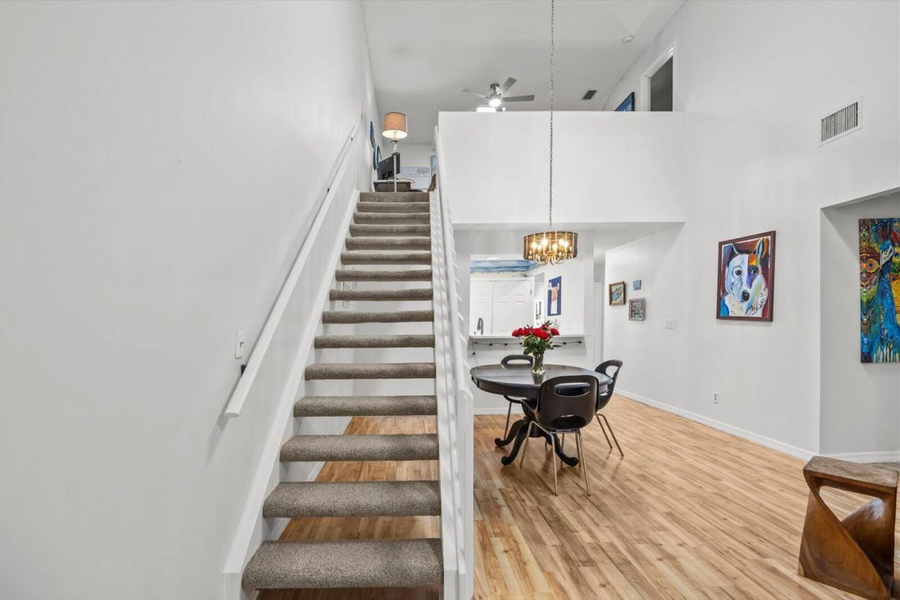 933 NE Sandalwood Place, Jensen Beach, FL 34957 Photo