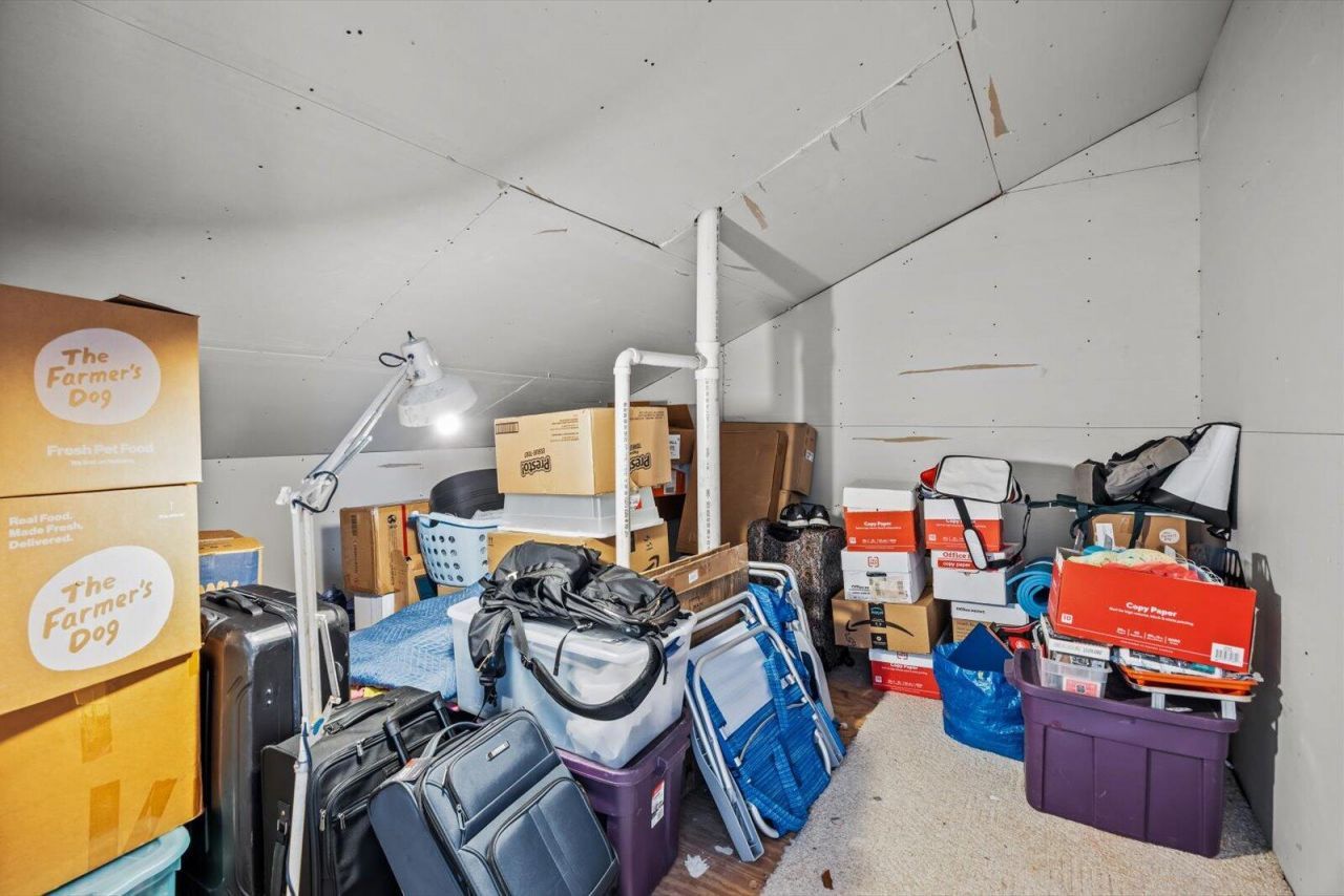 933 NE Sandalwood Place, Jensen Beach, FL 34957 Photo