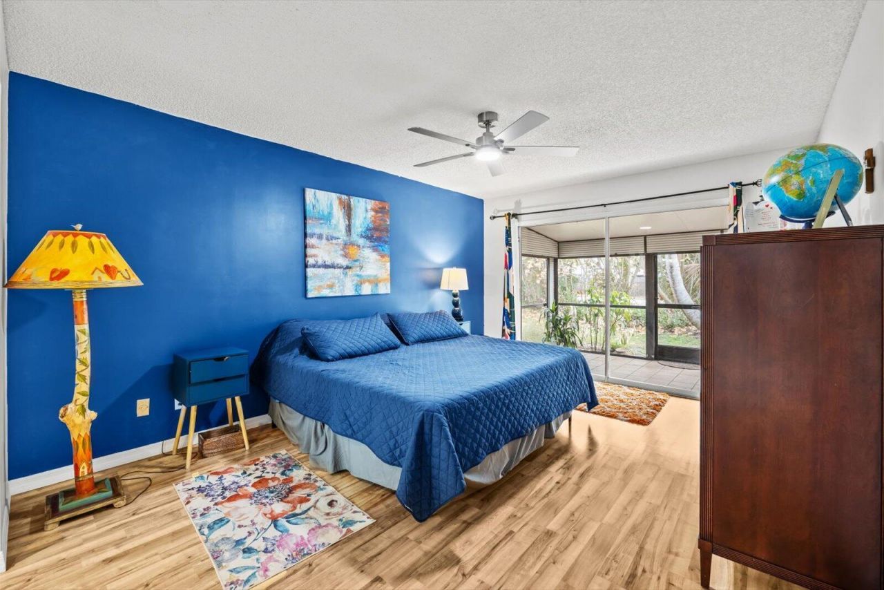 933 NE Sandalwood Place, Jensen Beach, FL 34957 Photo