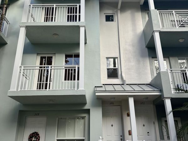 370 SW 14 Avenue, Unit 370, Fort Lauderdale, FL 33312