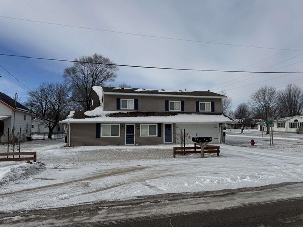104 maple Street, Janesville, IA 50647