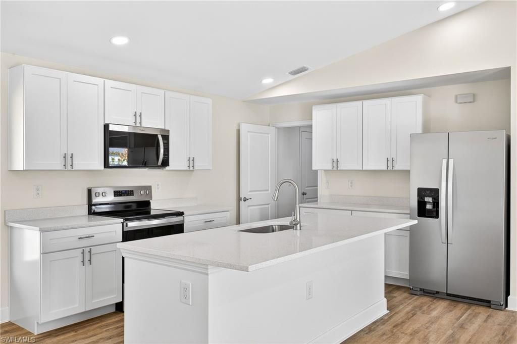 2817 NW 20th Ave, Cape Coral, FL 33993 Photo