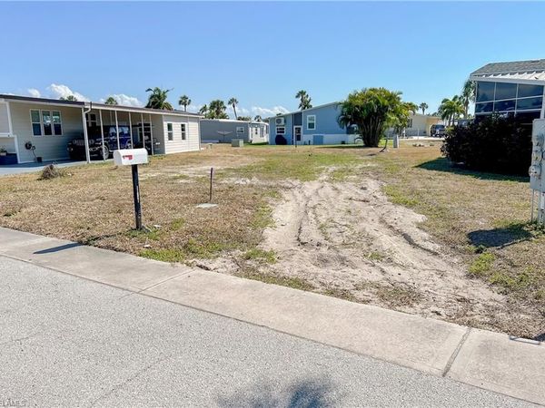 11391 Bayside BLVD, FORT MYERS BEACH, FL 33931