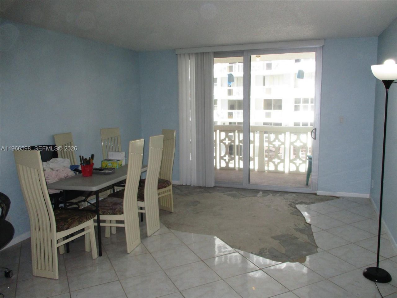 1825 S Ocean Dr, Unit 505, Hallandale Beach, FL 33009 Photo