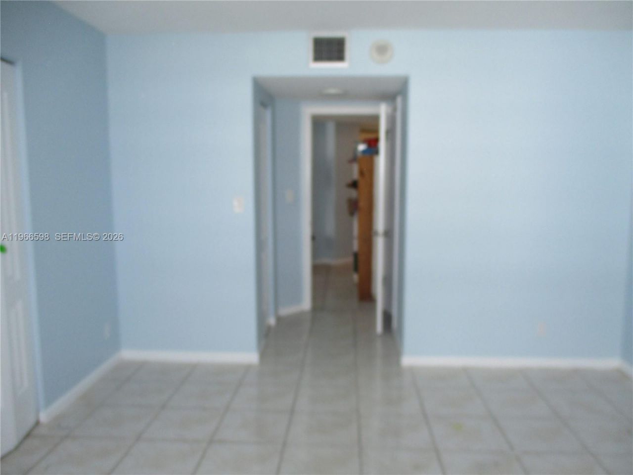 1825 S Ocean Dr, Unit 505, Hallandale Beach, FL 33009 Photo