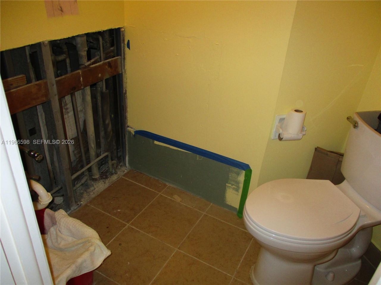 1825 S Ocean Dr, Unit 505, Hallandale Beach, FL 33009 Photo