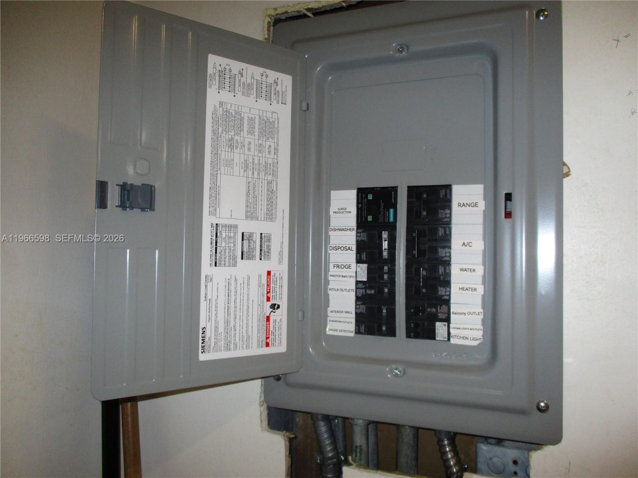 1825 S Ocean Dr, Unit 505, Hallandale Beach, FL 33009 Photo