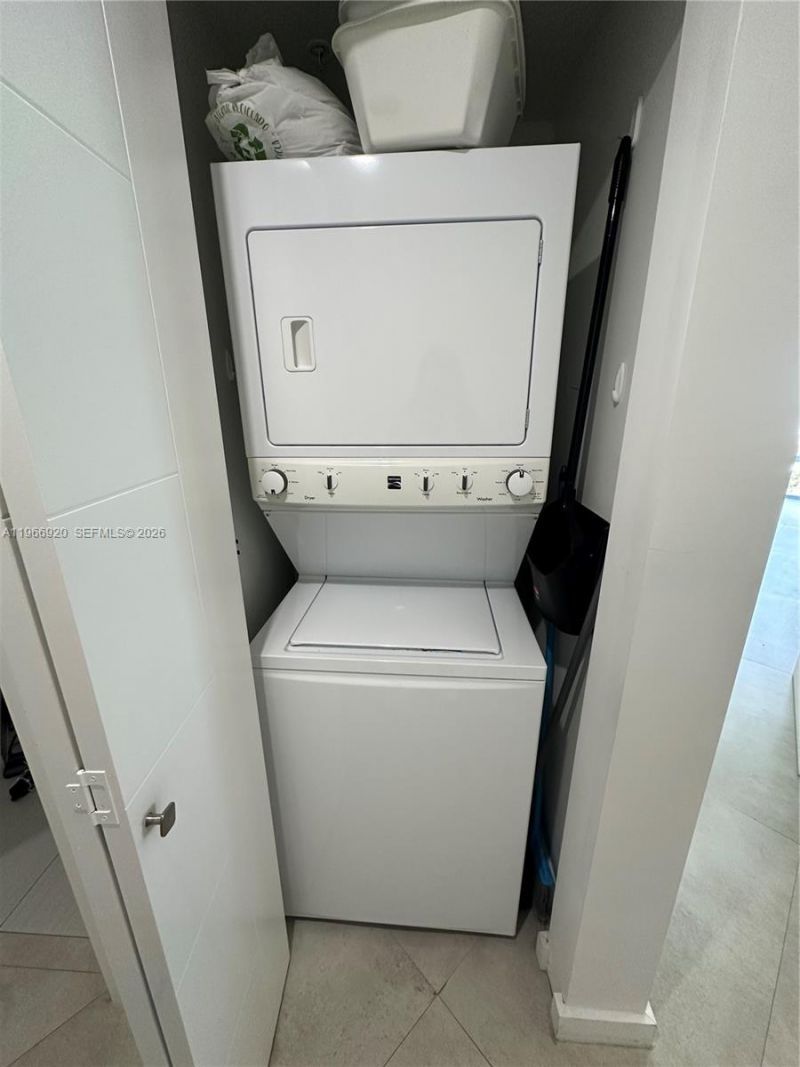 1010 SW 2nd Ave , Unit 1208, Miami, FL 33130 Photo