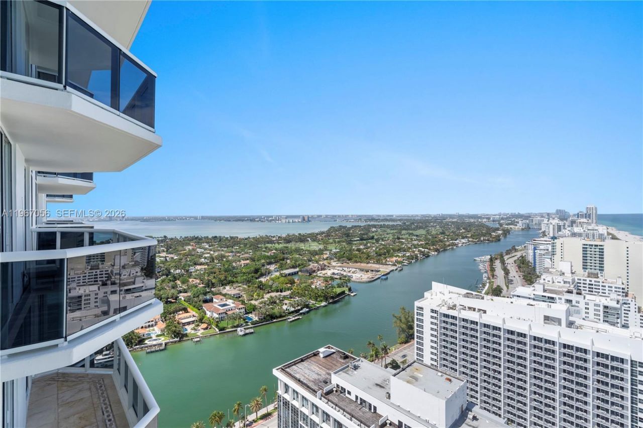 4779 Collins Av , Unit 3701, Miami Beach, FL 33140 Photo