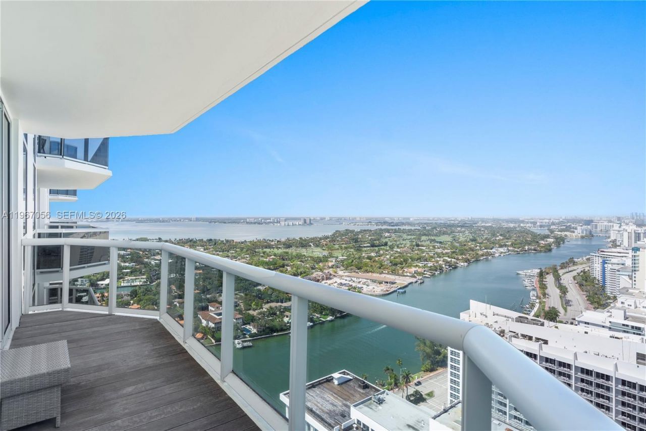 4779 Collins Av , Unit 3701, Miami Beach, FL 33140 Photo